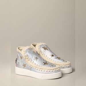 MOU Women's Summer Eskimo With Star Sleek Silver Ankle Sneakers